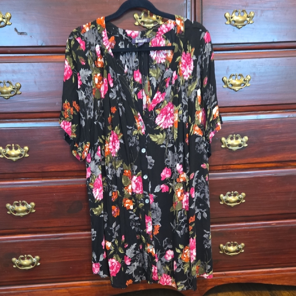 Roaman's Black Floral Button-Down Short Sleeve Shirt 24W